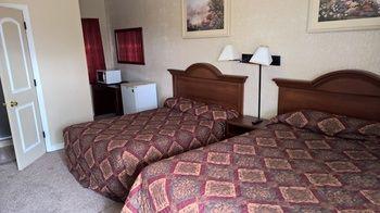 Colonial Motel Marshalltown Exterior photo